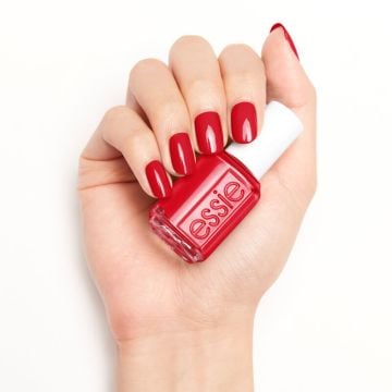 Essie lak za nokte 61 Russian Roullete
