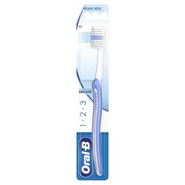Oral B 123 Indicator manuelna četkica za zube