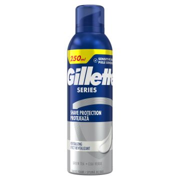 Gillette Series Revitalizing pena za brijanje, 250ml