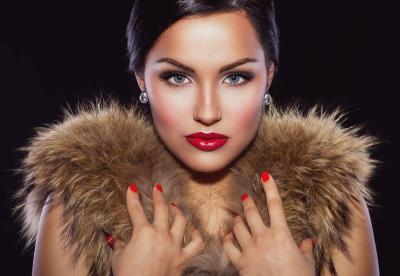 Mali trikovi - savršen noćni make-up