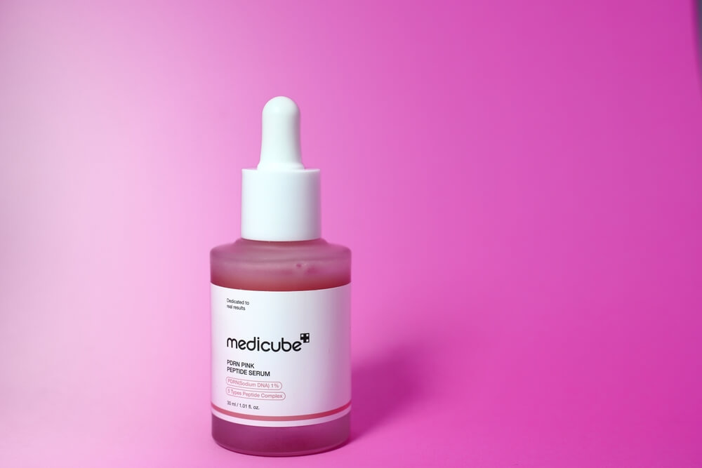 medicube pdrn pink peptide serum za lice
